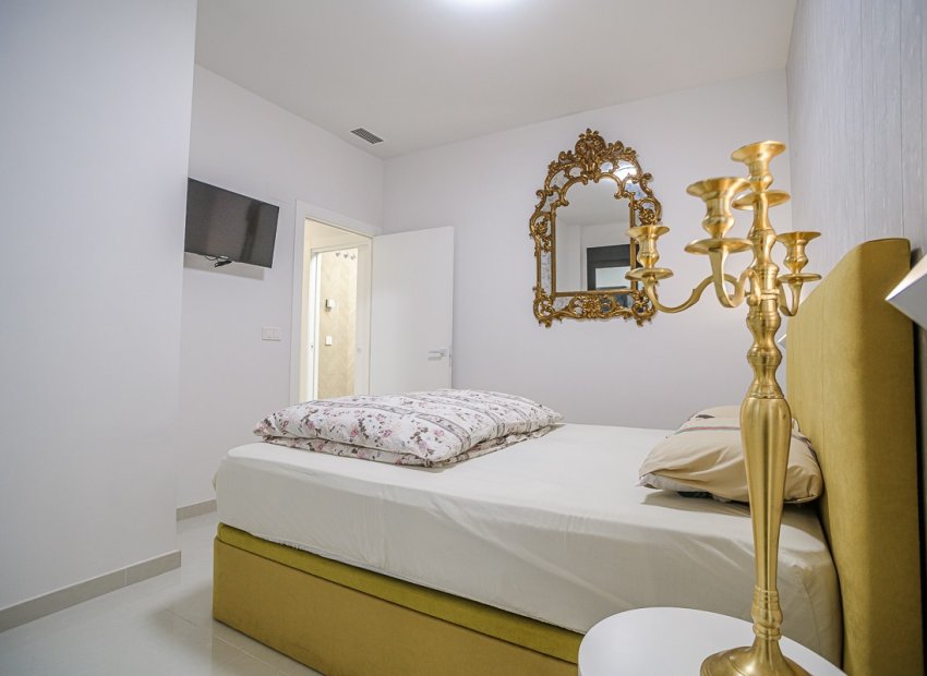 Reventa - Apartamento / piso - Torrevieia - Torrevieja