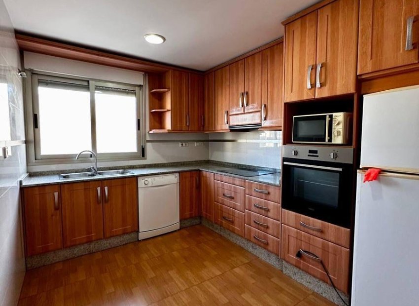 Reventa - Apartamento / piso - Torrevieia - Torrevieja