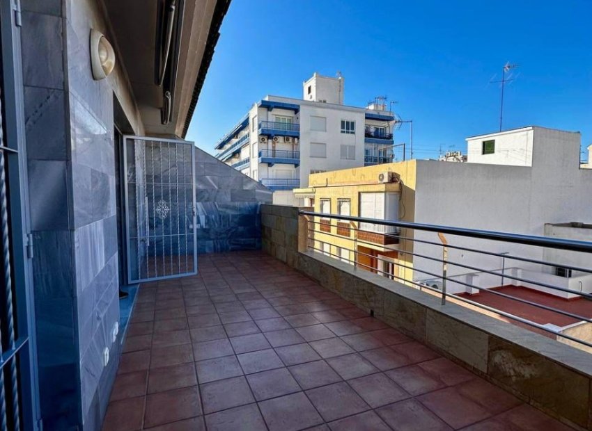 Reventa - Apartamento / piso - Torrevieia - Torrevieja