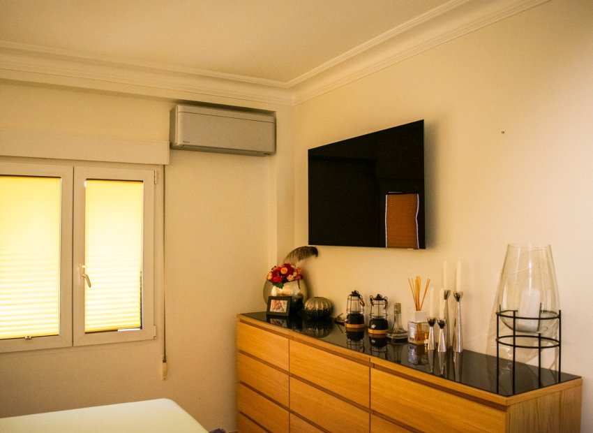 Reventa - Apartamento / piso - Torrevieia - Torrevieja