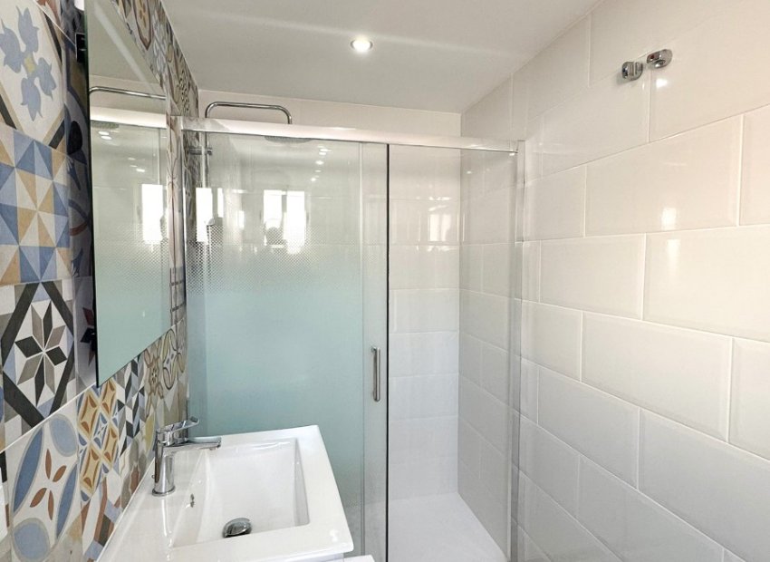 Reventa - Apartamento / piso - Torrevieia - Torrevieja