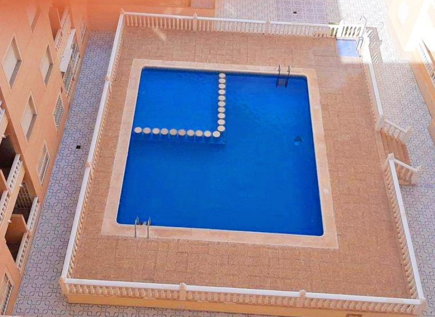 Reventa - Apartamento / piso - Torrevieia - Torrevieja