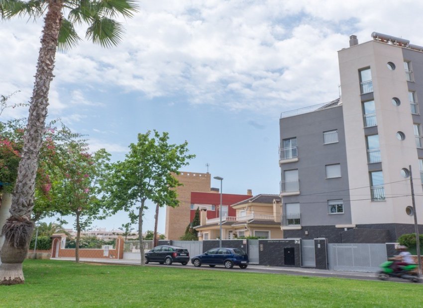 Reventa - Apartamento / piso - Torrevieia - Torrevieja