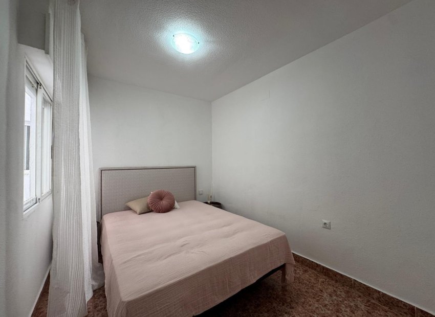 Reventa - Apartamento / piso - Torrevieia - Torrevieja