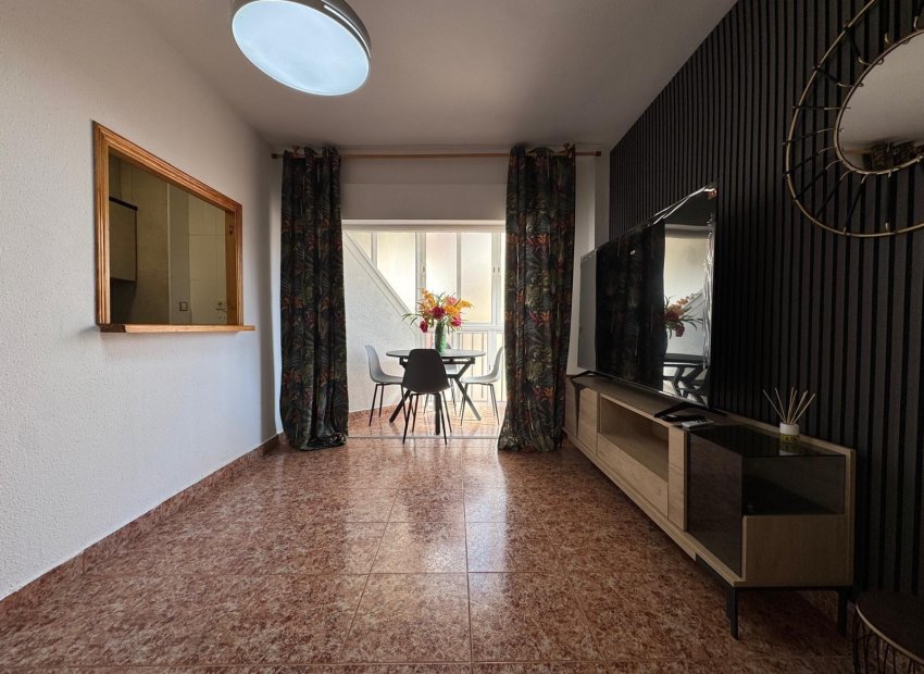 Reventa - Apartamento / piso - Torrevieia - Torrevieja