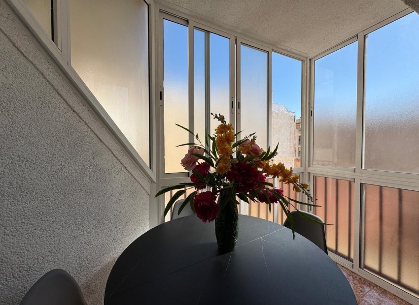 Reventa - Apartamento / piso - Torrevieia - Torrevieja