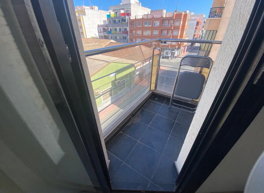 Reventa - Apartamento / piso - Torrevieia - Torrevieja
