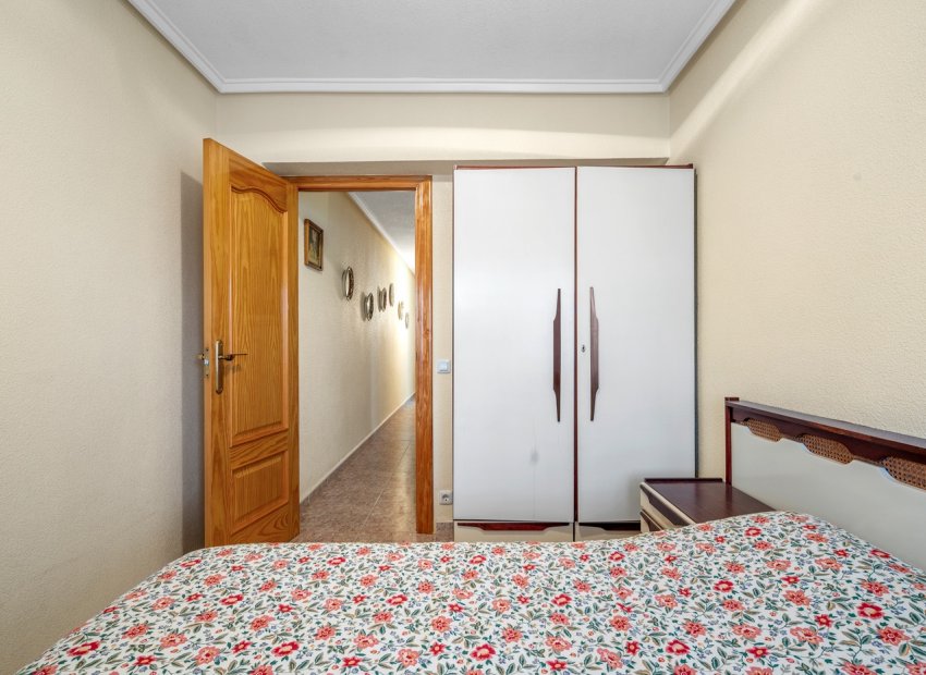 Reventa - Apartamento / piso - Torrevieia - Torrevieja