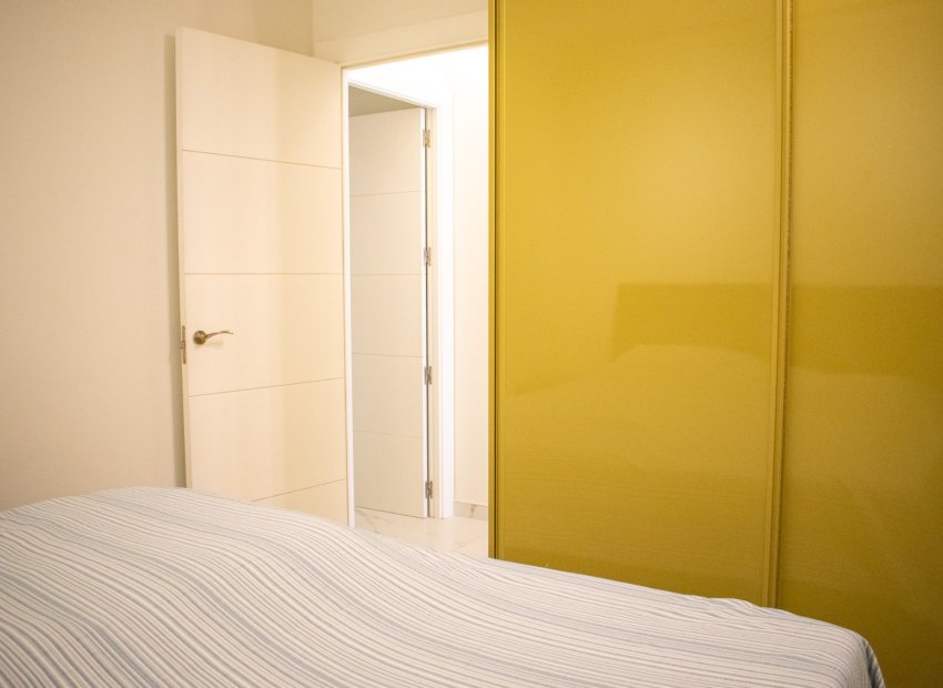 Reventa - Apartamento / piso - Torrevieia - Torrevieja