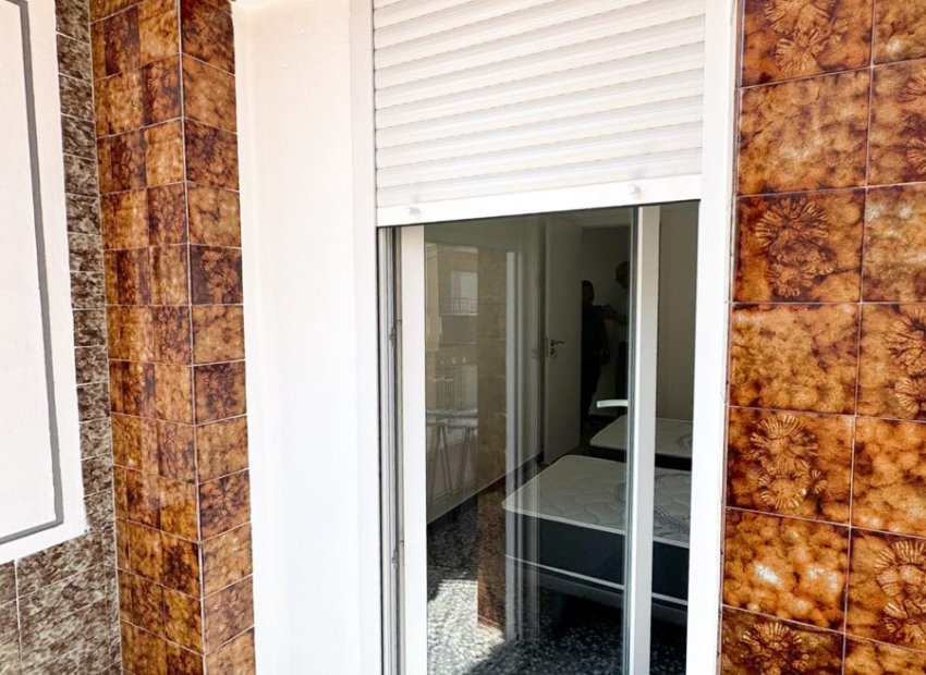 Reventa - Apartamento / piso - Torrevieia - Torrevieja