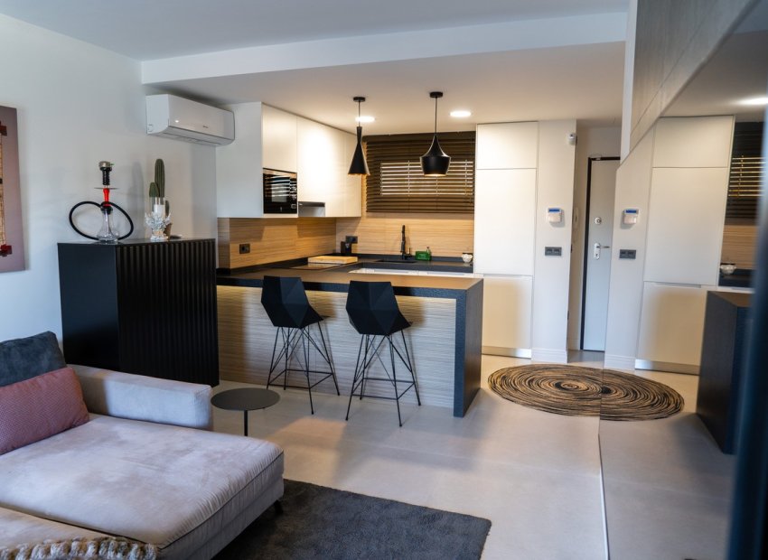 Reventa - Apartamento / piso - Torrevieia - Torrevieja