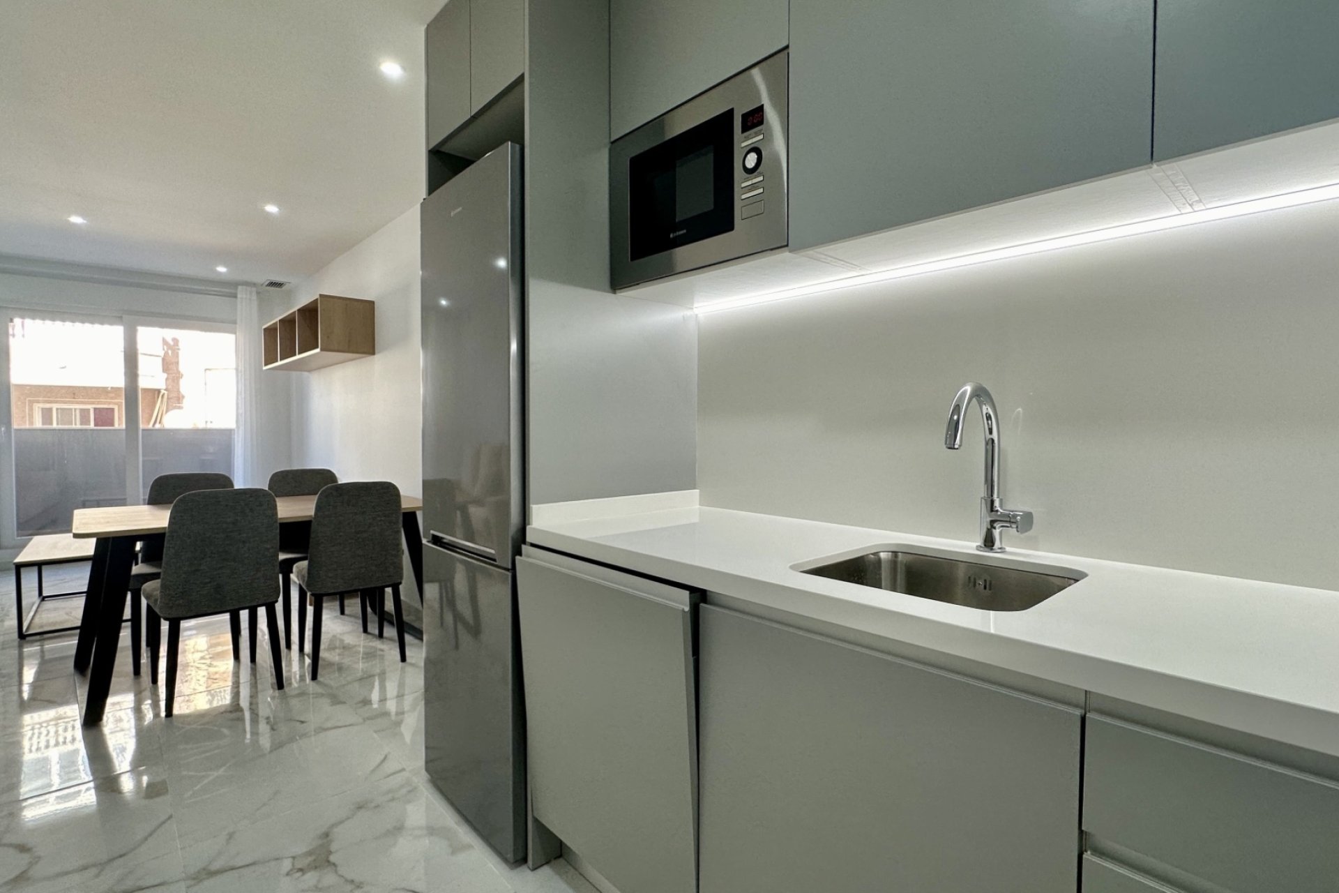 Reventa - Apartamento / piso - Torrevieia - Torrevieja