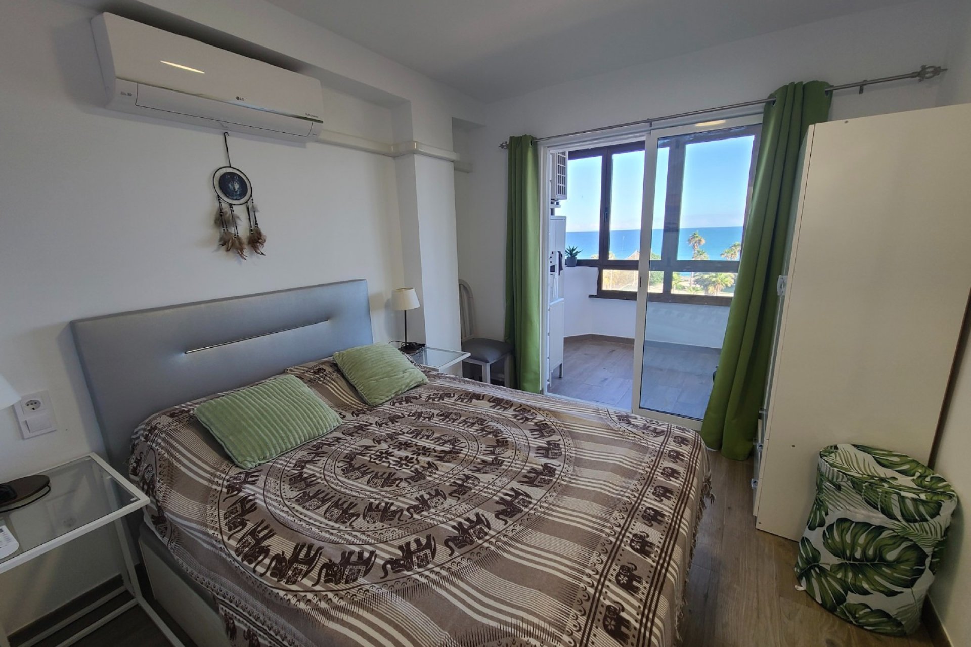 Reventa - Apartamento / piso - Torrevieia - Torrevieja