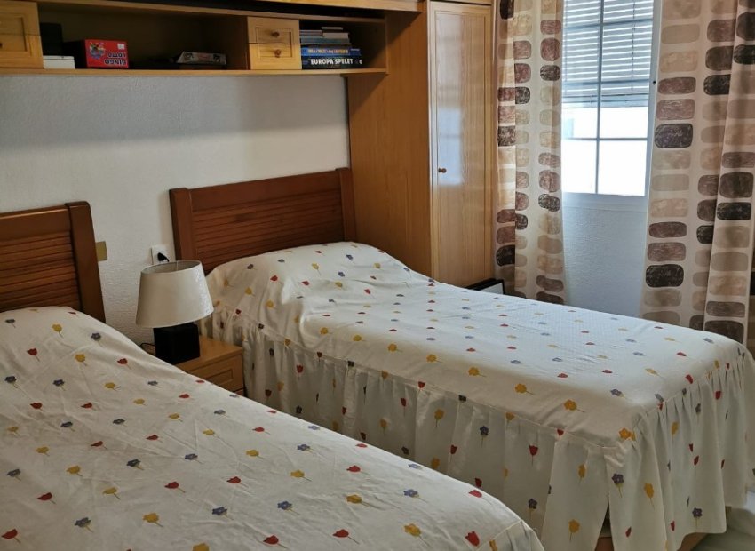 Reventa - Apartamento / piso - Torrevieia - Torrevieja