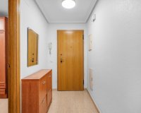 Reventa - Apartamento / piso - Torrevieia - Torrevieja