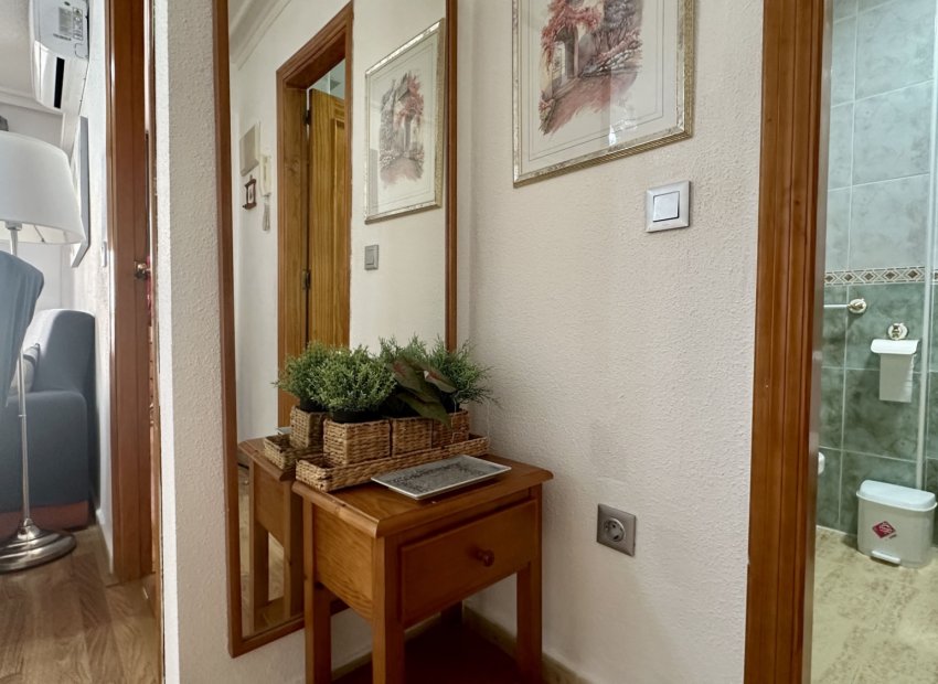 Reventa - Apartamento / piso - Torrevieia - Torrevieja