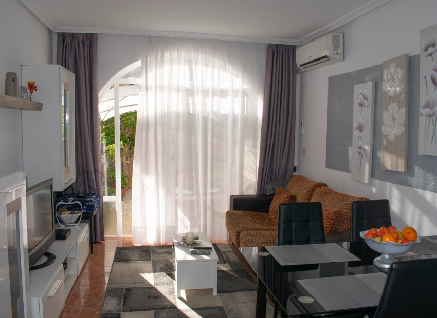 Reventa - Apartamento / piso - Torrevieia - Torrevieja