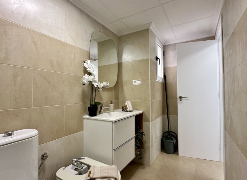 Reventa - Apartamento / piso - Torrevieia - Torrevieja