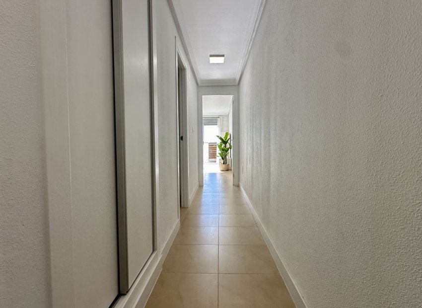 Reventa - Apartamento / piso - Torrevieia - Torrevieja