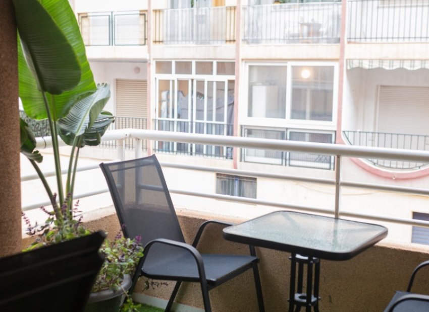 Reventa - Apartamento / piso - Torrevieia - Torrevieja