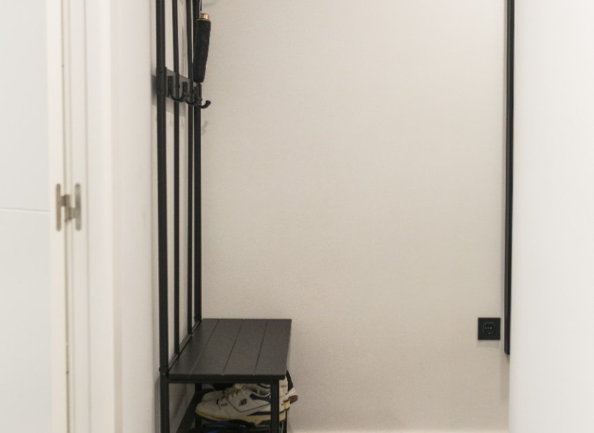 Reventa - Apartamento / piso - Torrevieia - Torrevieja