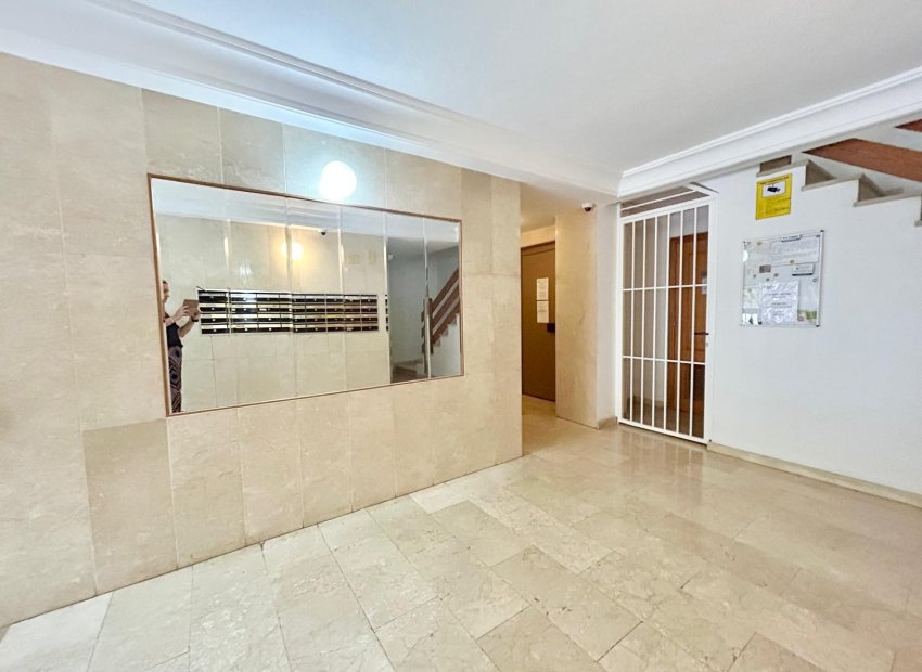 Reventa - Apartamento / piso - Torrevieia - Torrevieja