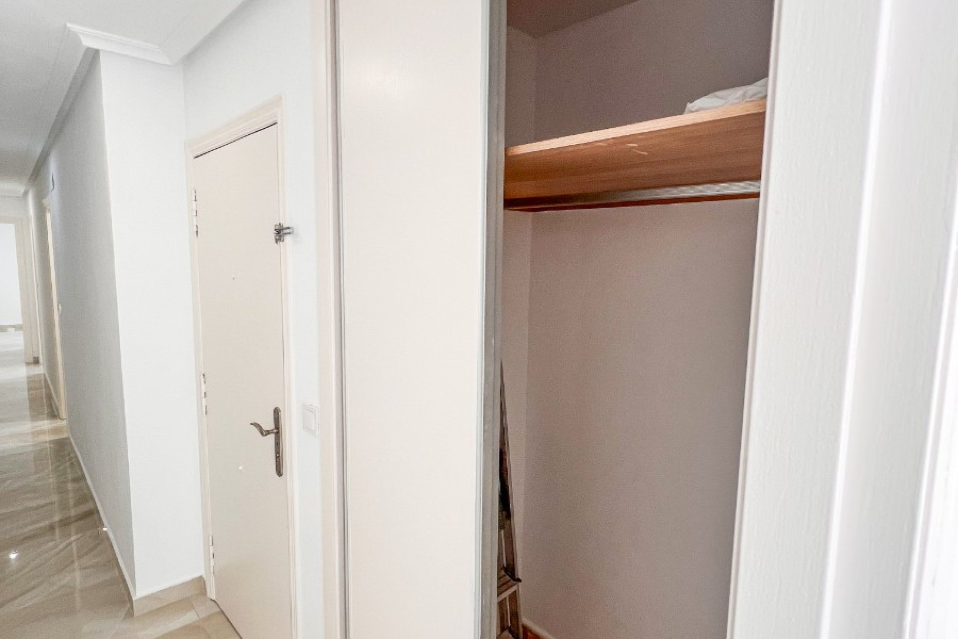 Reventa - Apartamento / piso - Torrevieia - Torrevieja