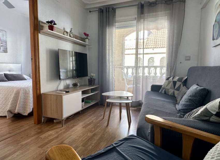 Reventa - Apartamento / piso - Torrevieia - Torrevieja