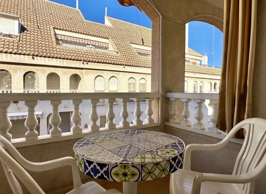 Reventa - Apartamento / piso - Torrevieia - Torrevieja