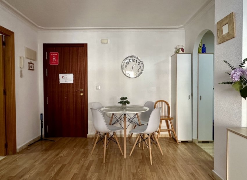 Reventa - Apartamento / piso - Torrevieia - Torrevieja