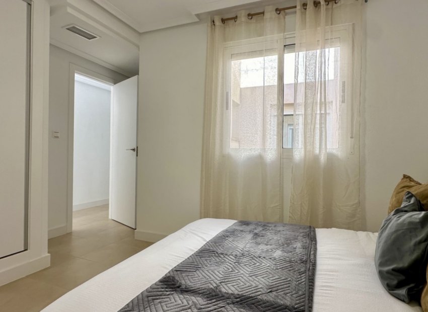 Reventa - Apartamento / piso - Torrevieia - Torrevieja