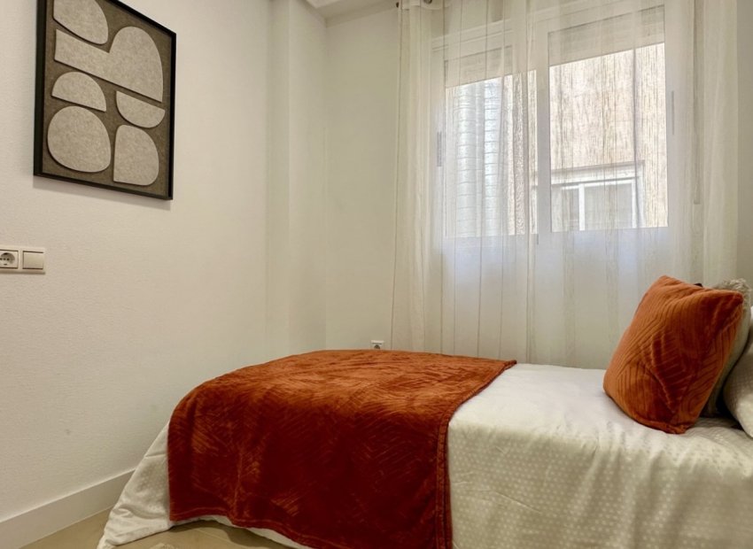 Reventa - Apartamento / piso - Torrevieia - Torrevieja