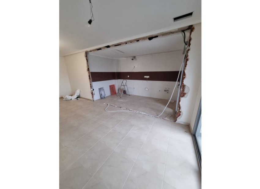 Reventa - Apartamento / piso - Torrevieia - Torrevieja