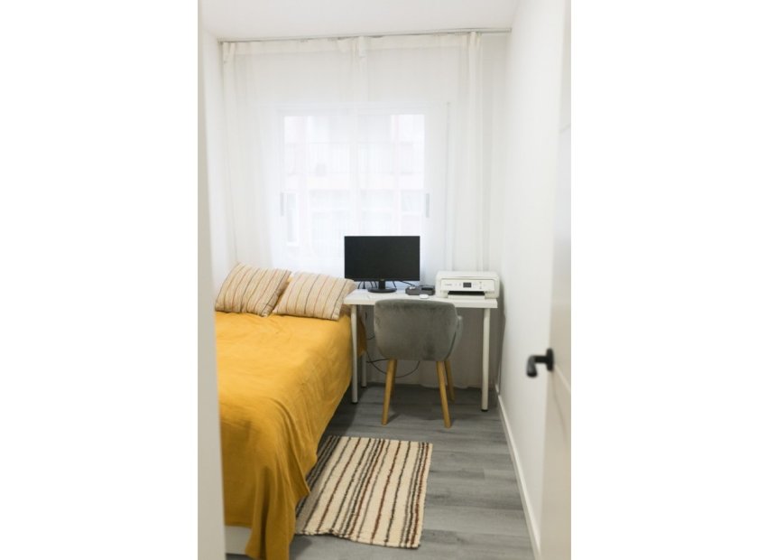 Reventa - Apartamento / piso - Torrevieia - Torrevieja