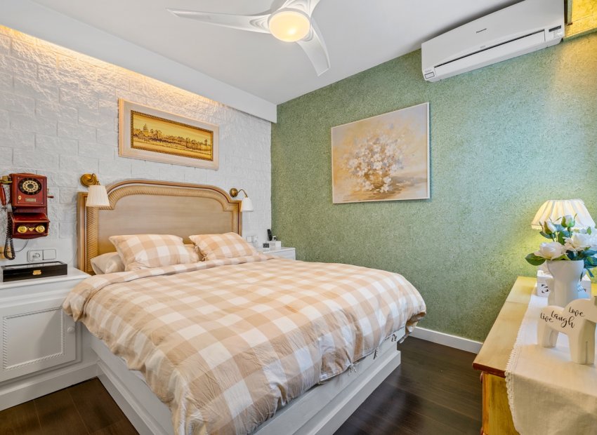 Reventa - Apartamento / piso - Torrevieia - Torrevieja