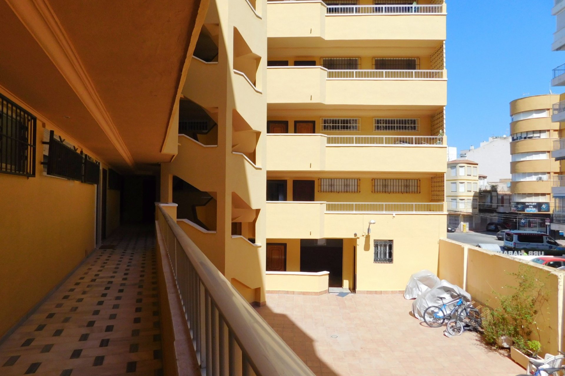 Reventa - Apartamento / piso - Torrevieia - Torrevieja