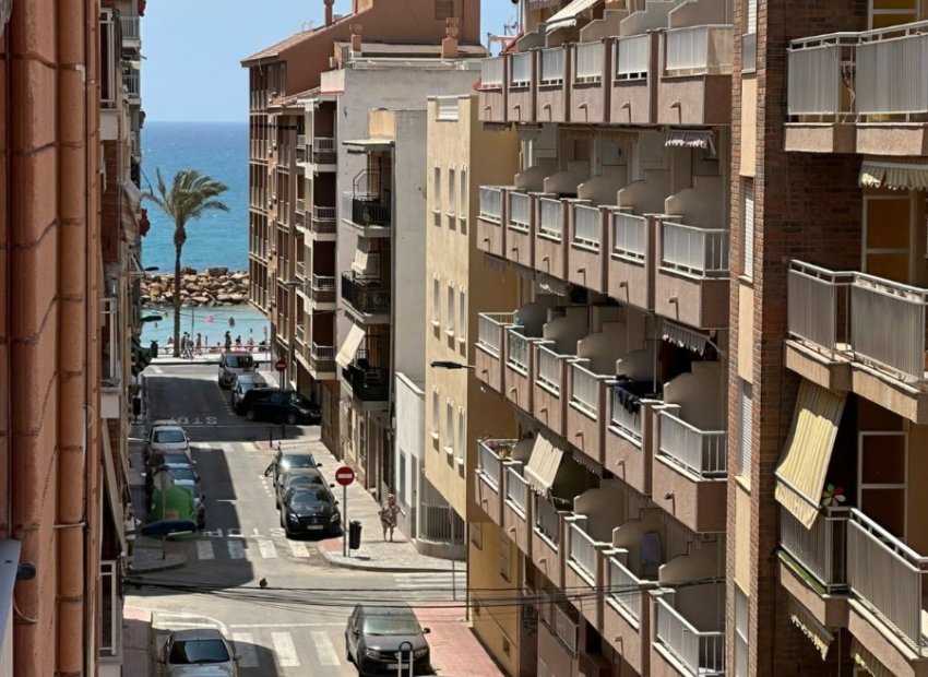 Reventa - Apartamento / piso - Torrevieia - Torrevieja