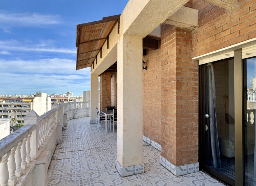 Reventa - Apartamento / piso - Torrevieia - Torrevieja