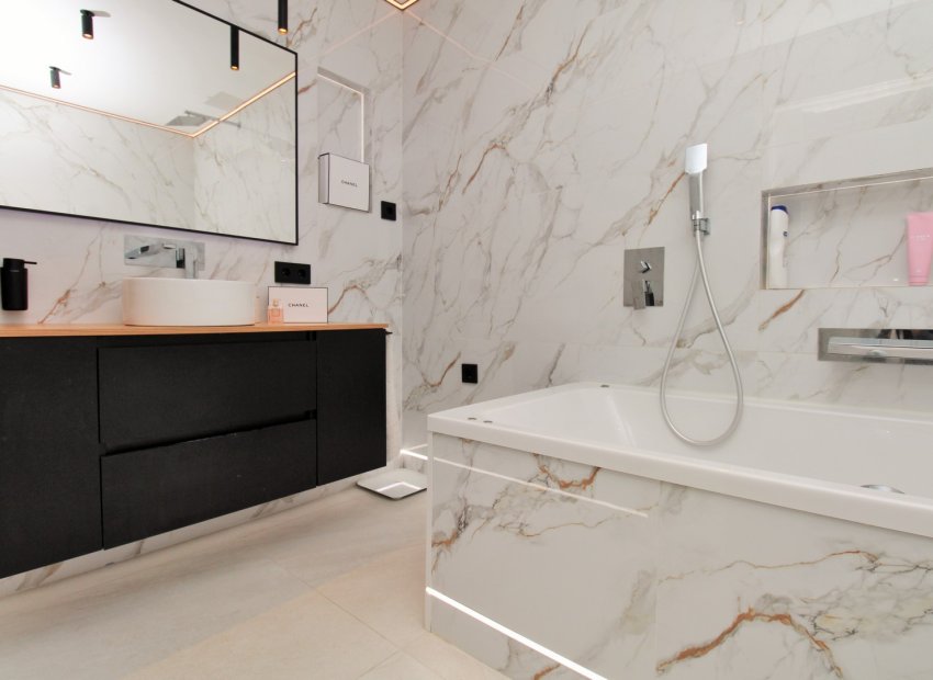 Reventa - Apartamento / piso - Torrevieia - Torrevieja
