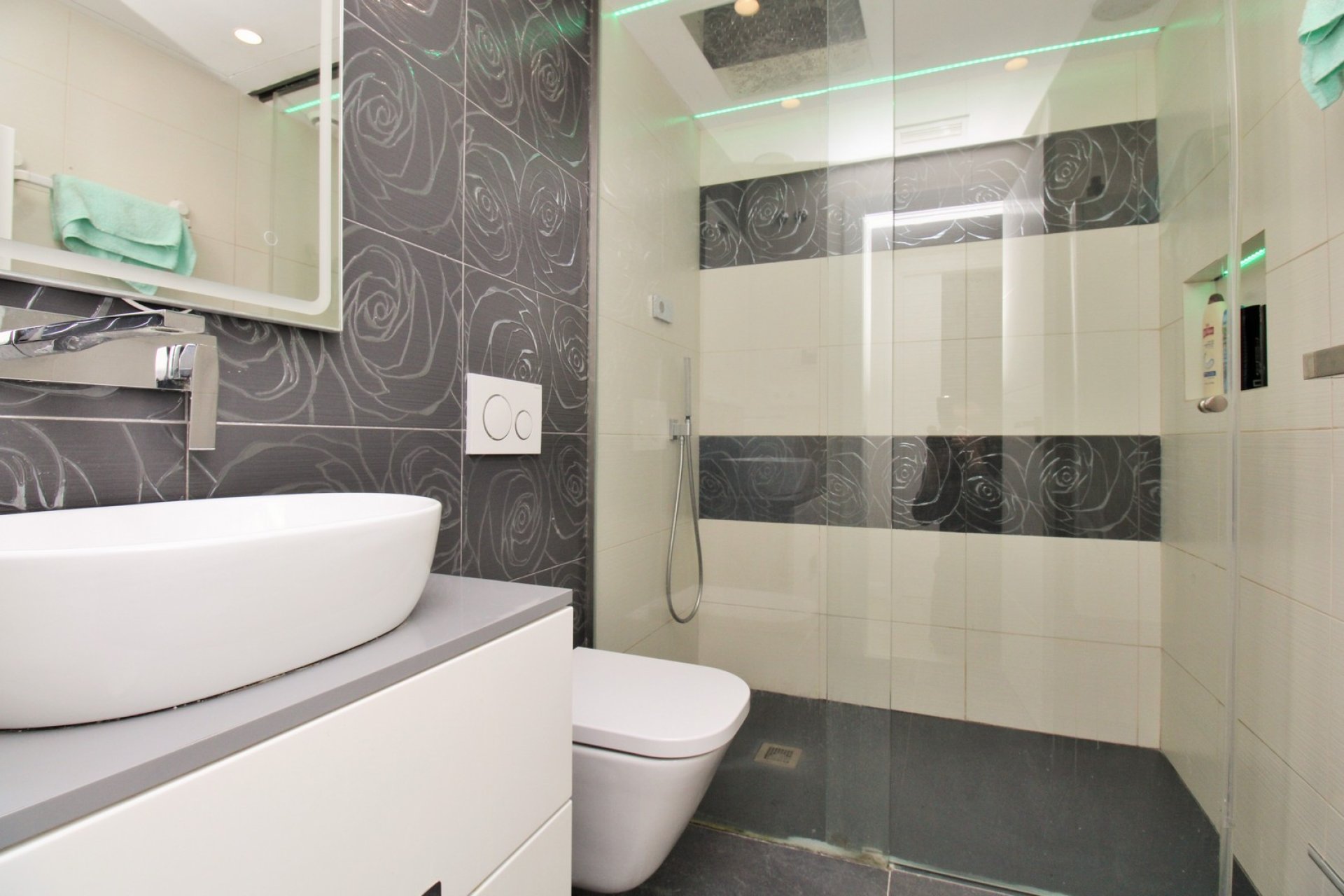 Reventa - Apartamento / piso - Torrevieia - Torrevieja