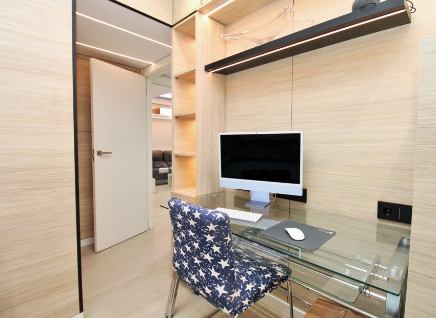 Reventa - Apartamento / piso - Torrevieia - Torrevieja
