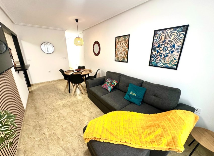 Reventa - Apartamento / piso - Torrevieia - Torrevieja