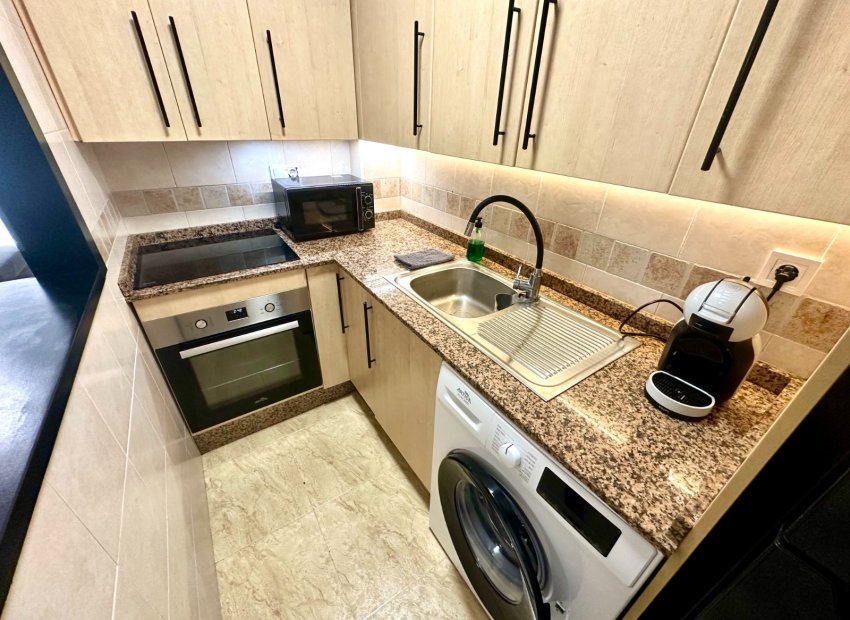 Reventa - Apartamento / piso - Torrevieia - Torrevieja