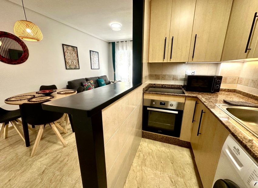 Reventa - Apartamento / piso - Torrevieia - Torrevieja