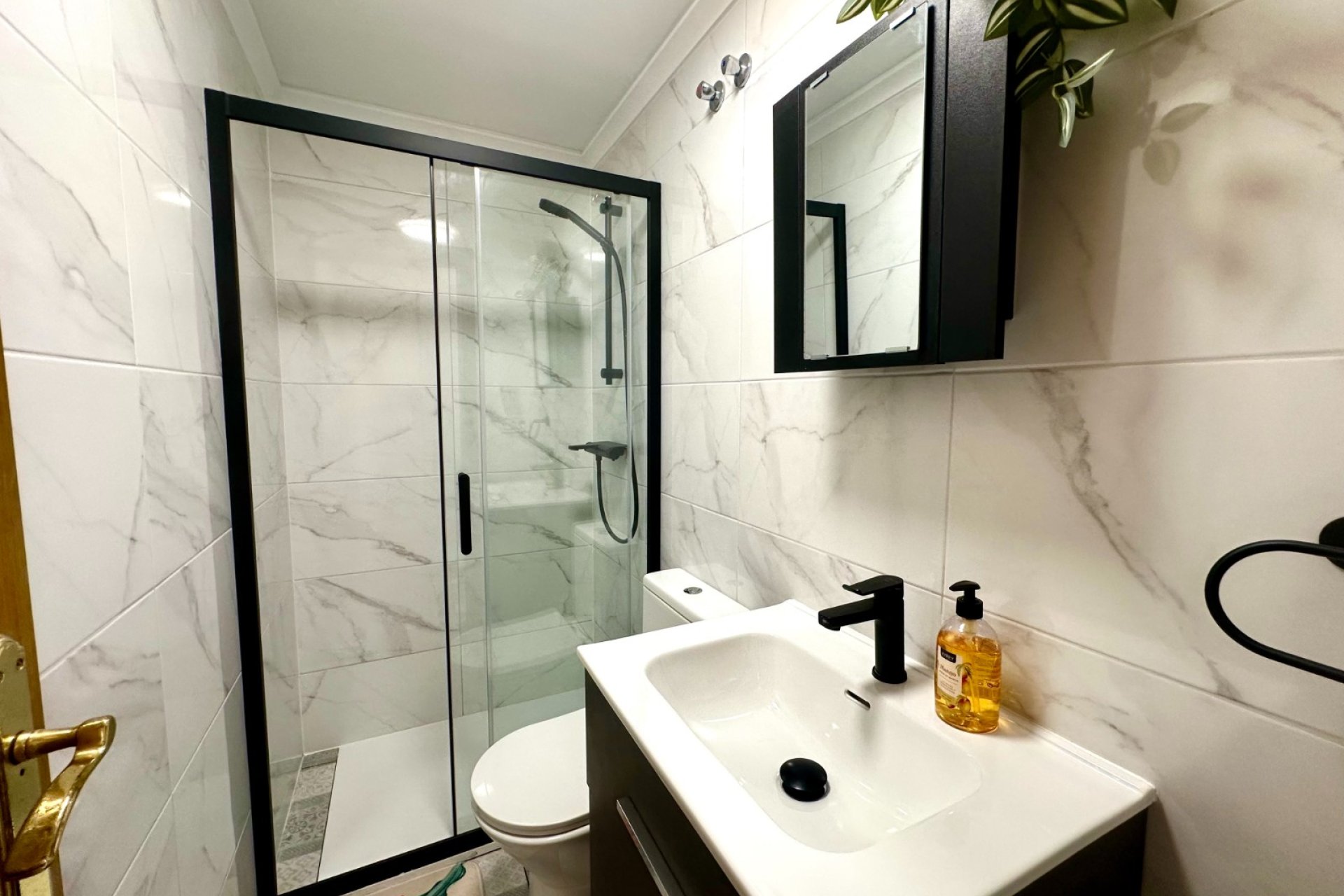 Reventa - Apartamento / piso - Torrevieia - Torrevieja