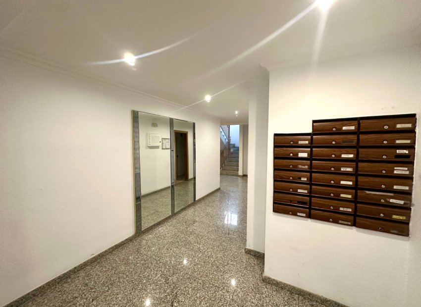 Reventa - Apartamento / piso - Torrevieia - Torrevieja