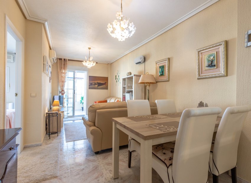 Reventa - Apartamento / piso - Torrevieia - Torrevieja
