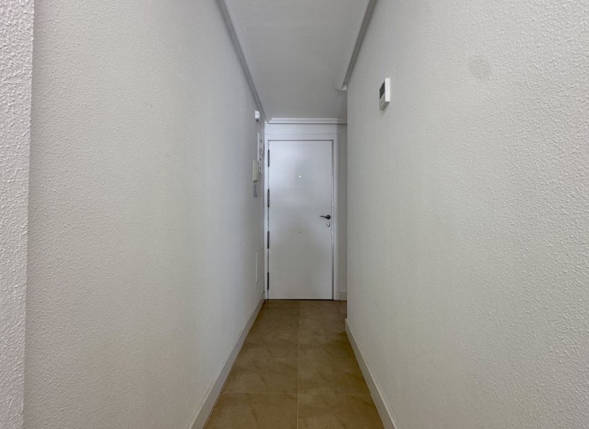 Reventa - Apartamento / piso - Torrevieia - Torrevieja
