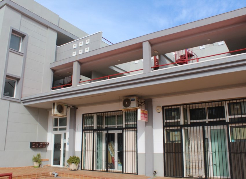 Reventa - Apartamento / piso - Villamartín - El Galan