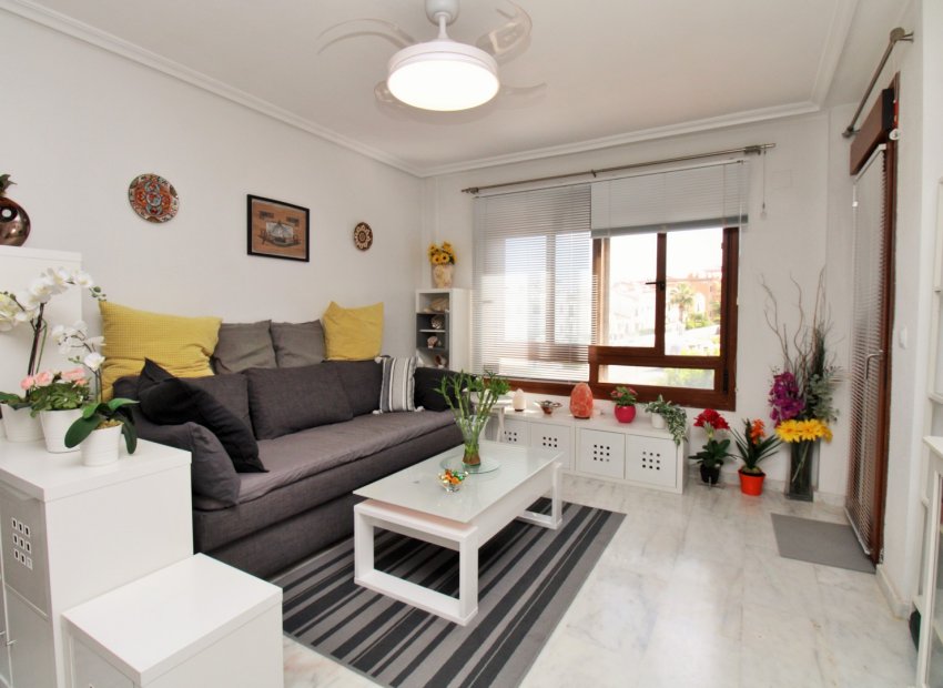 Reventa - Apartamento / piso - Villamartín - PAU 8